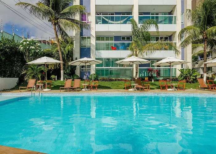 Suíte PÉ NA AREIA com PISCINA, WIFI e ESTACIONAMENTO em PONTA NEGRA Natal