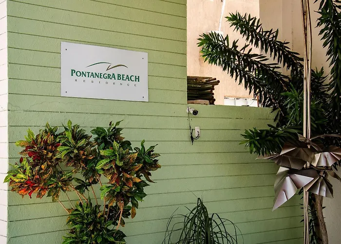 Suíte PÉ NA AREIA com PISCINA, WIFI e ESTACIONAMENTO em PONTA NEGRA Natal